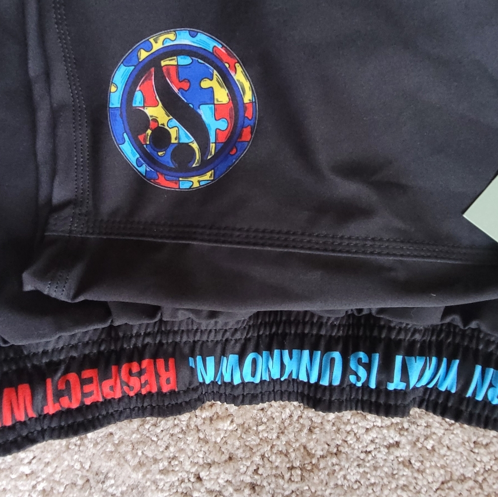 Shoyoroll  Shorts